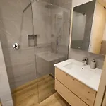Апартаменти Casa Linda *